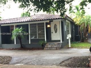 335 NE 114th St 1