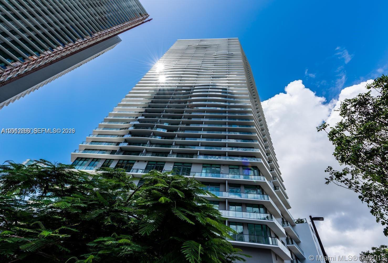 501 NE 31st St 404