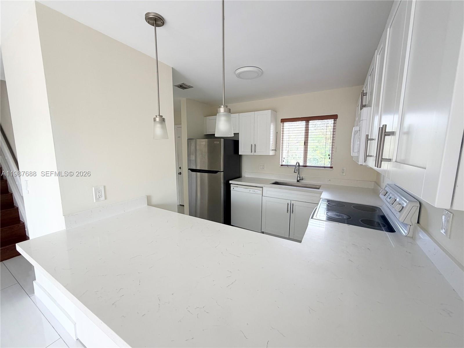 6205 Kendale Lakes Cir 288