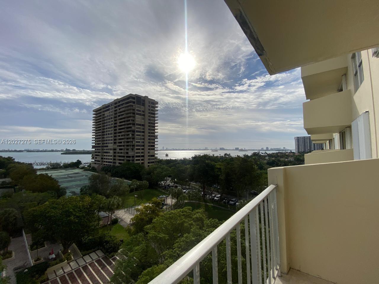 11111 Biscayne Blvd 8F