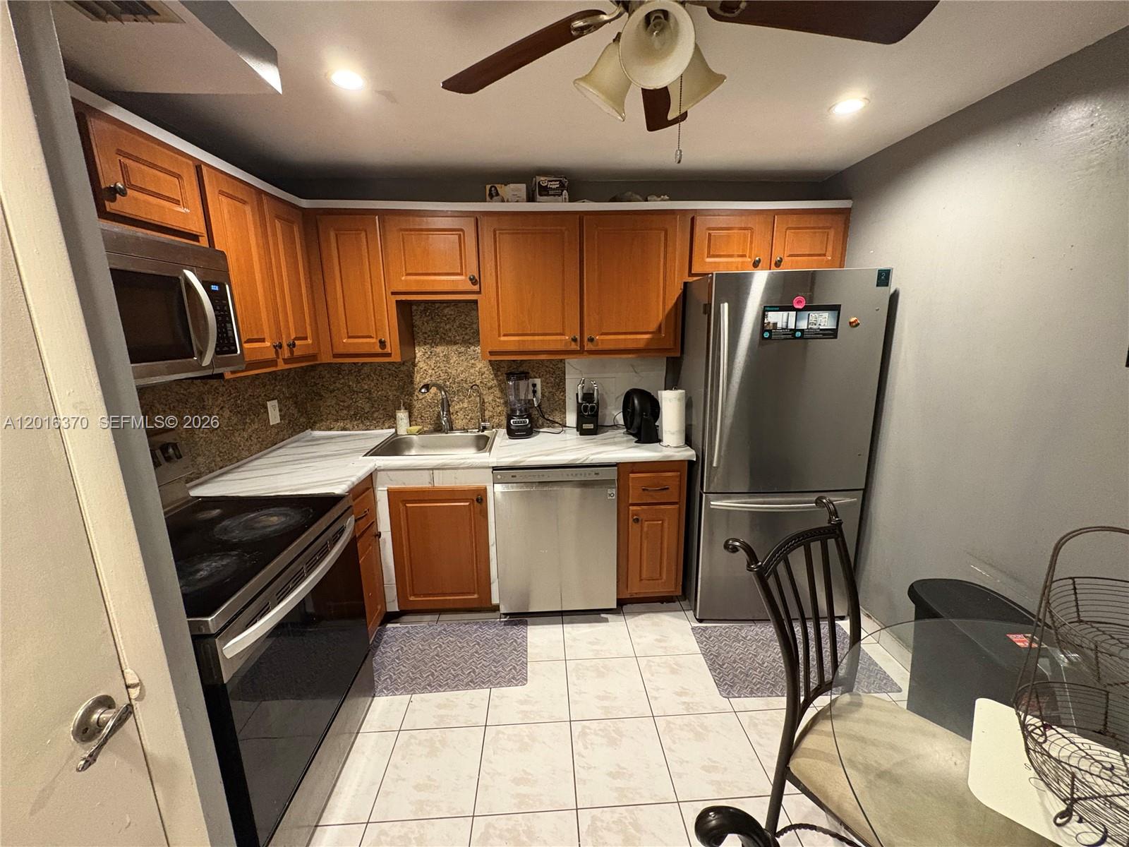 4152 Inverrary Dr 303