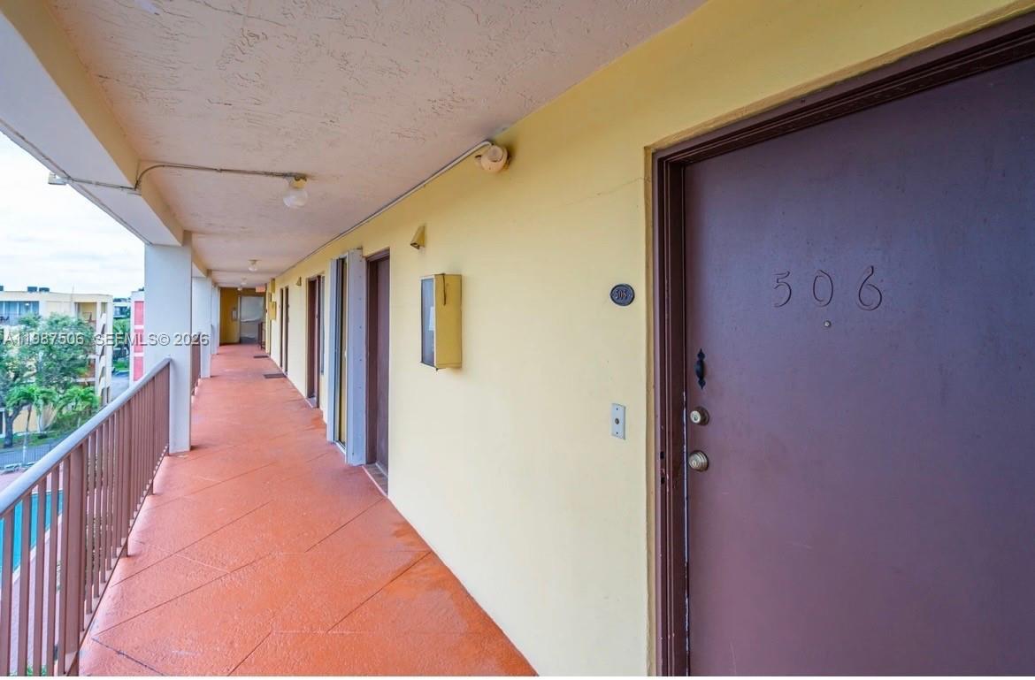 9240 Fontainebleau Blvd 506