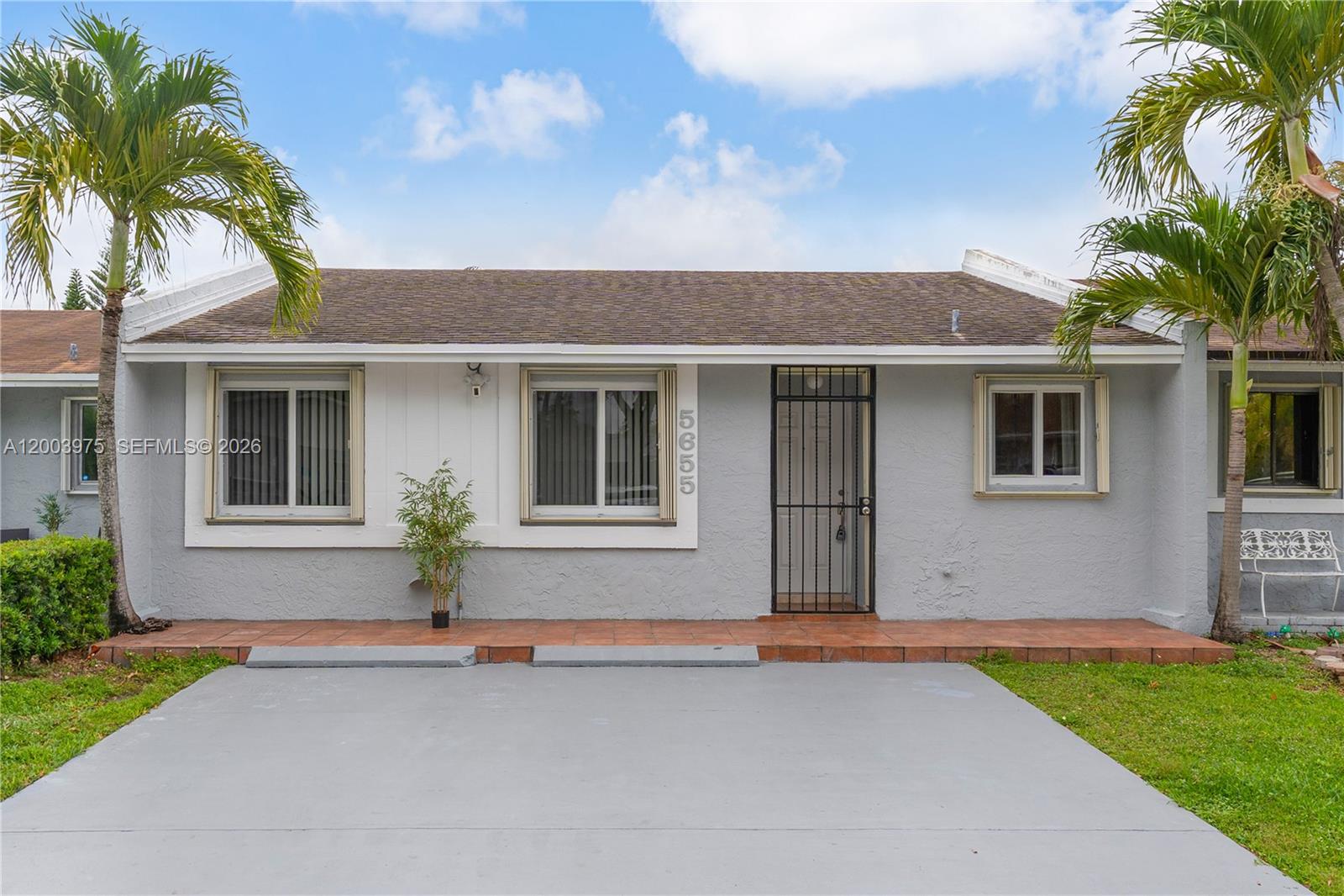 5655 SW 139th Pl