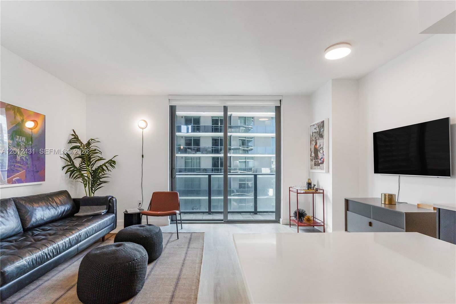 55 SW 9th St 3402