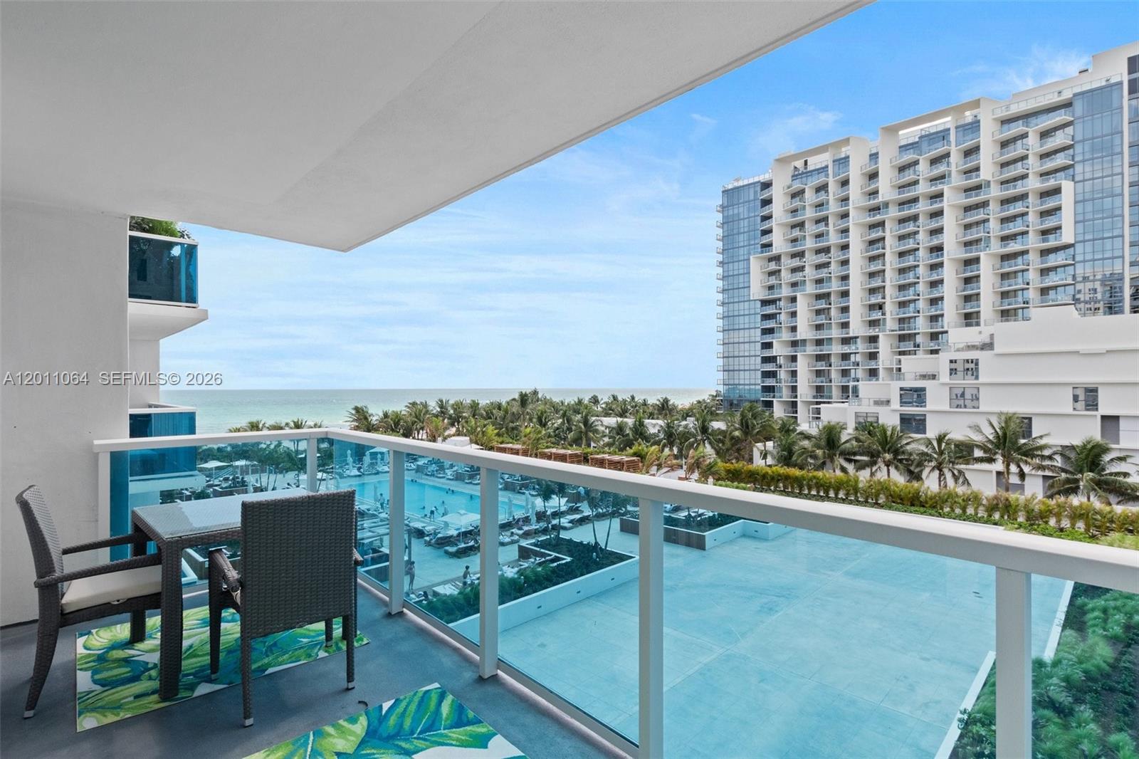 2301 Collins Ave 504