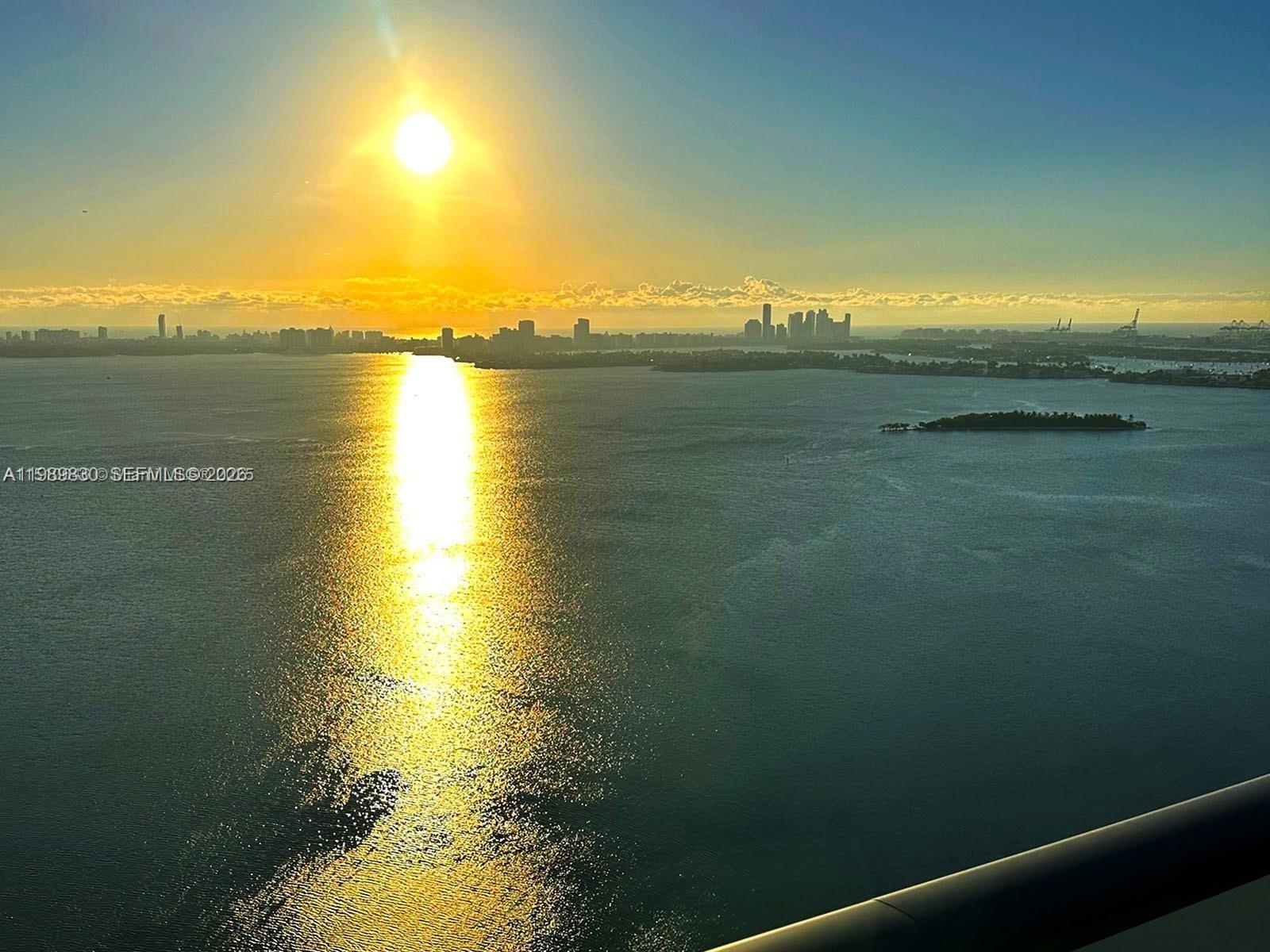 3131 NE 7th Ave 1703