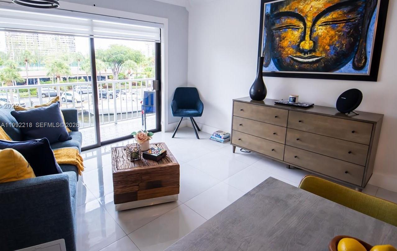 1650 NE 115th St 302