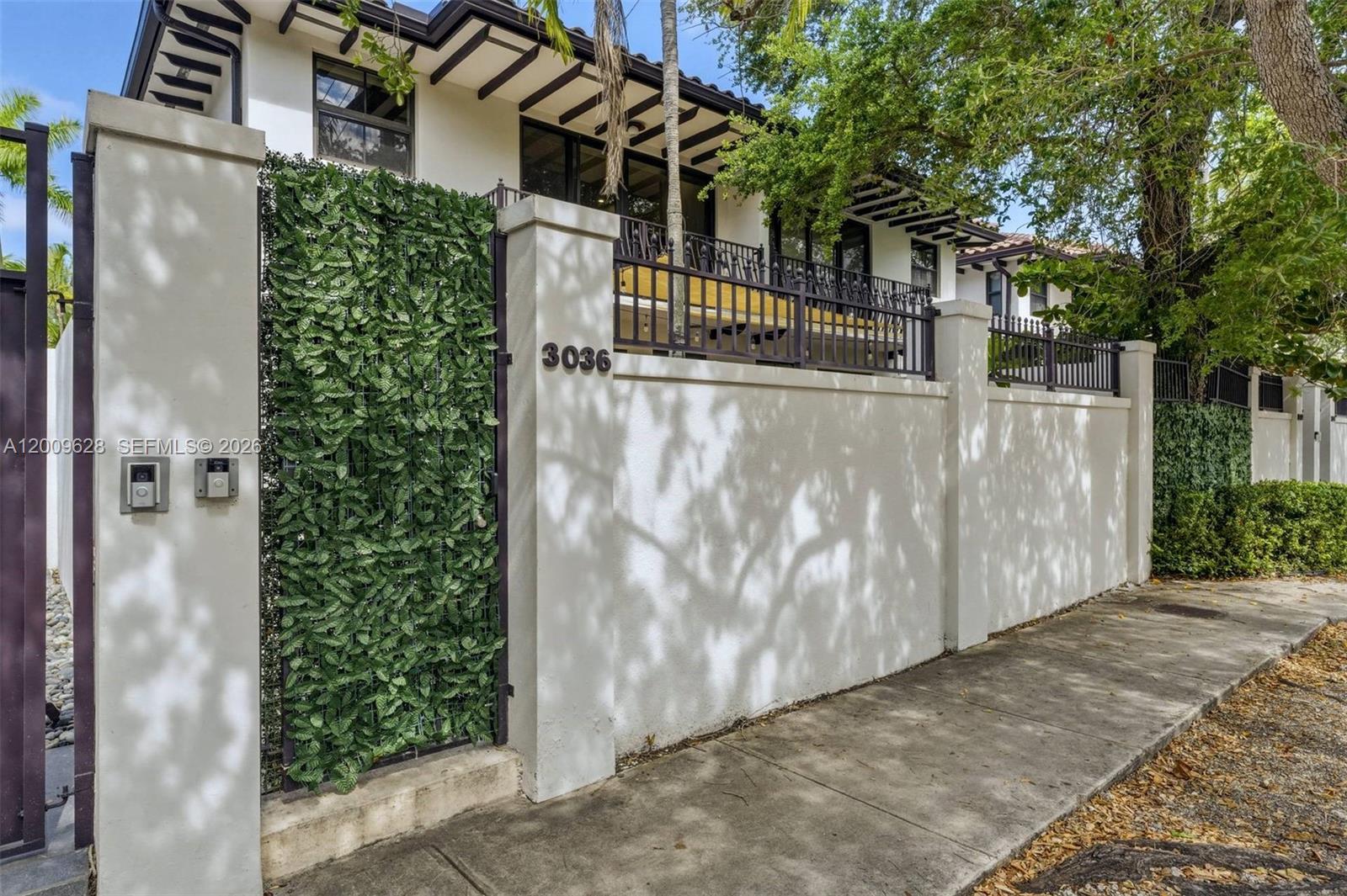 GROVE ENCLAVE CONDO