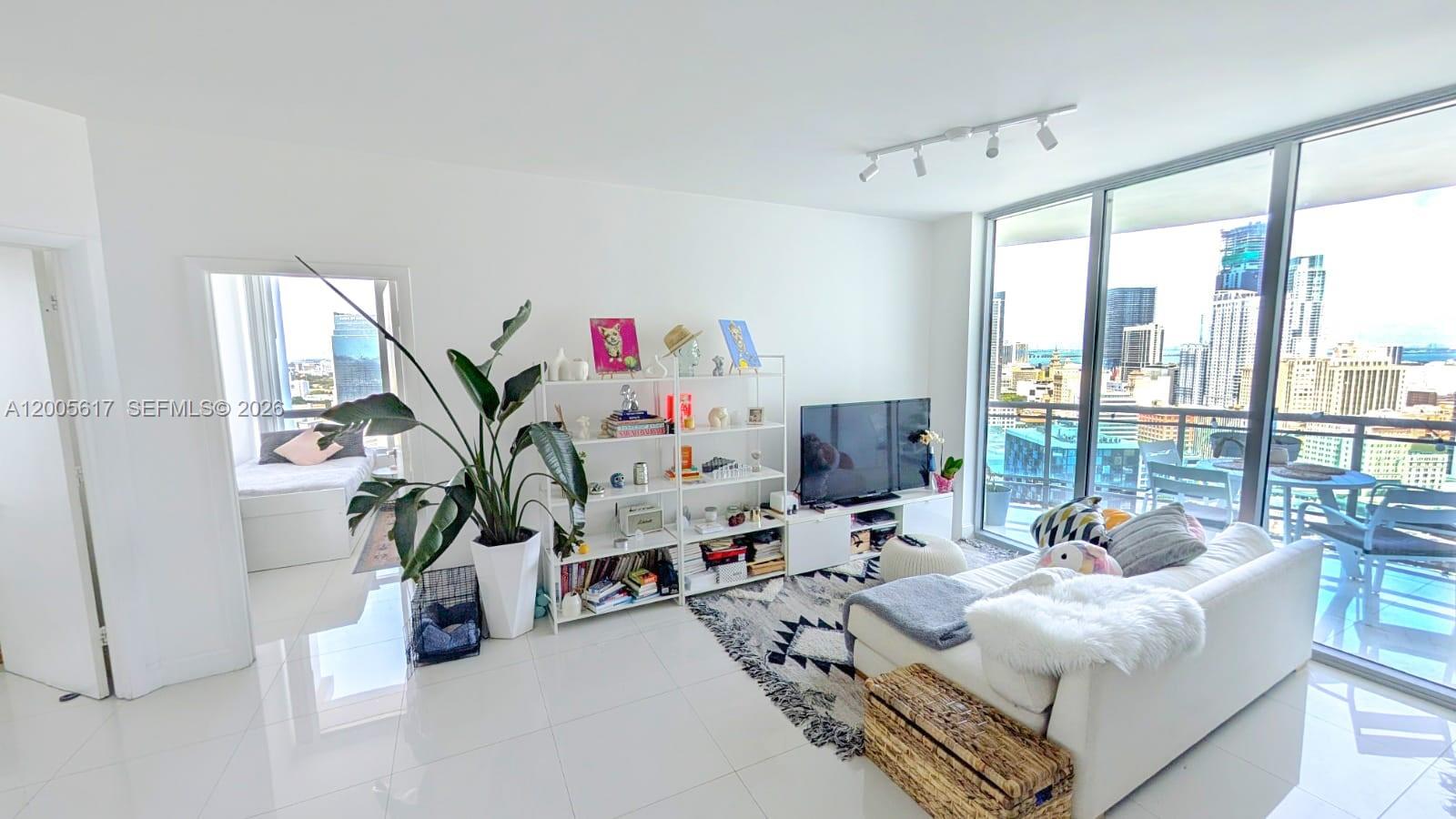 350 S Miami Ave 2813