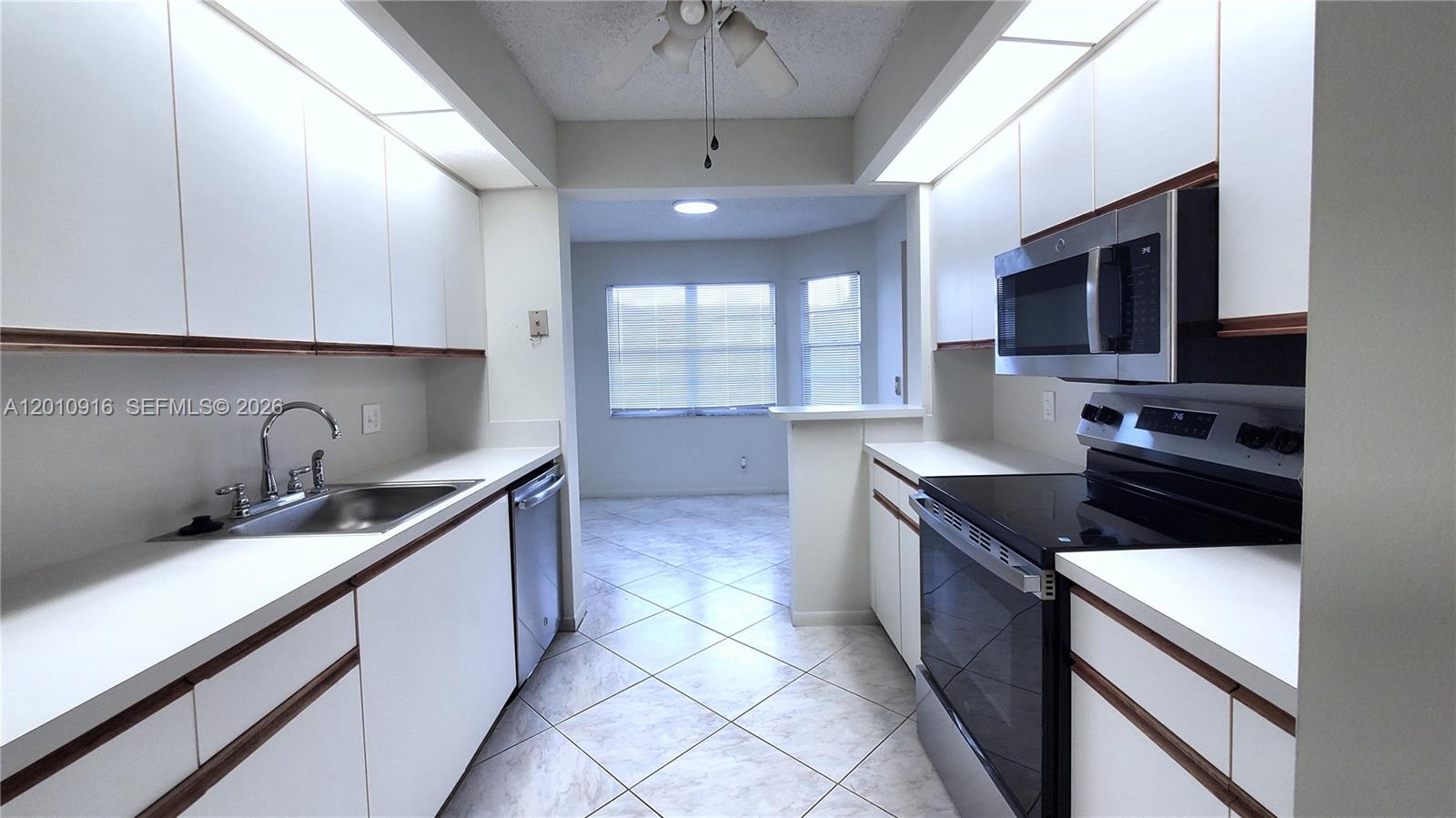 901 SW 128th Ave 311E