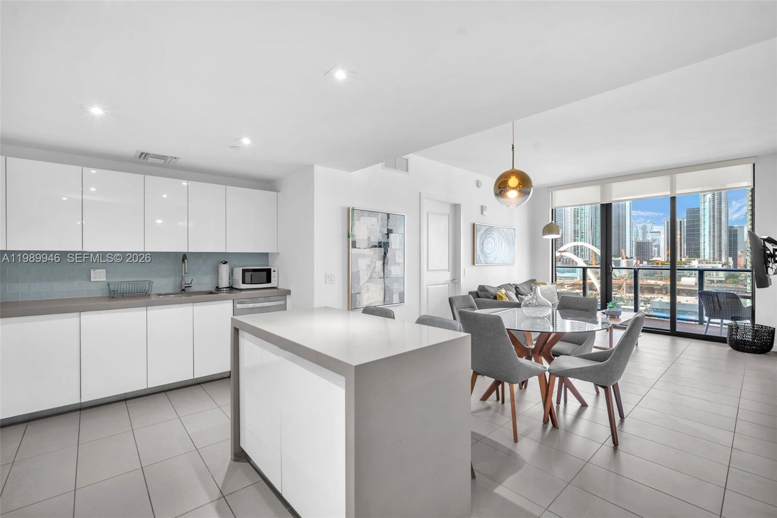 1600 NE 1st Ave 1207