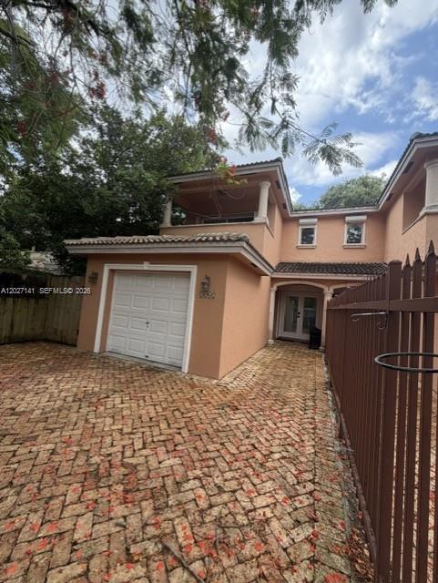 3062 Matilda St 2