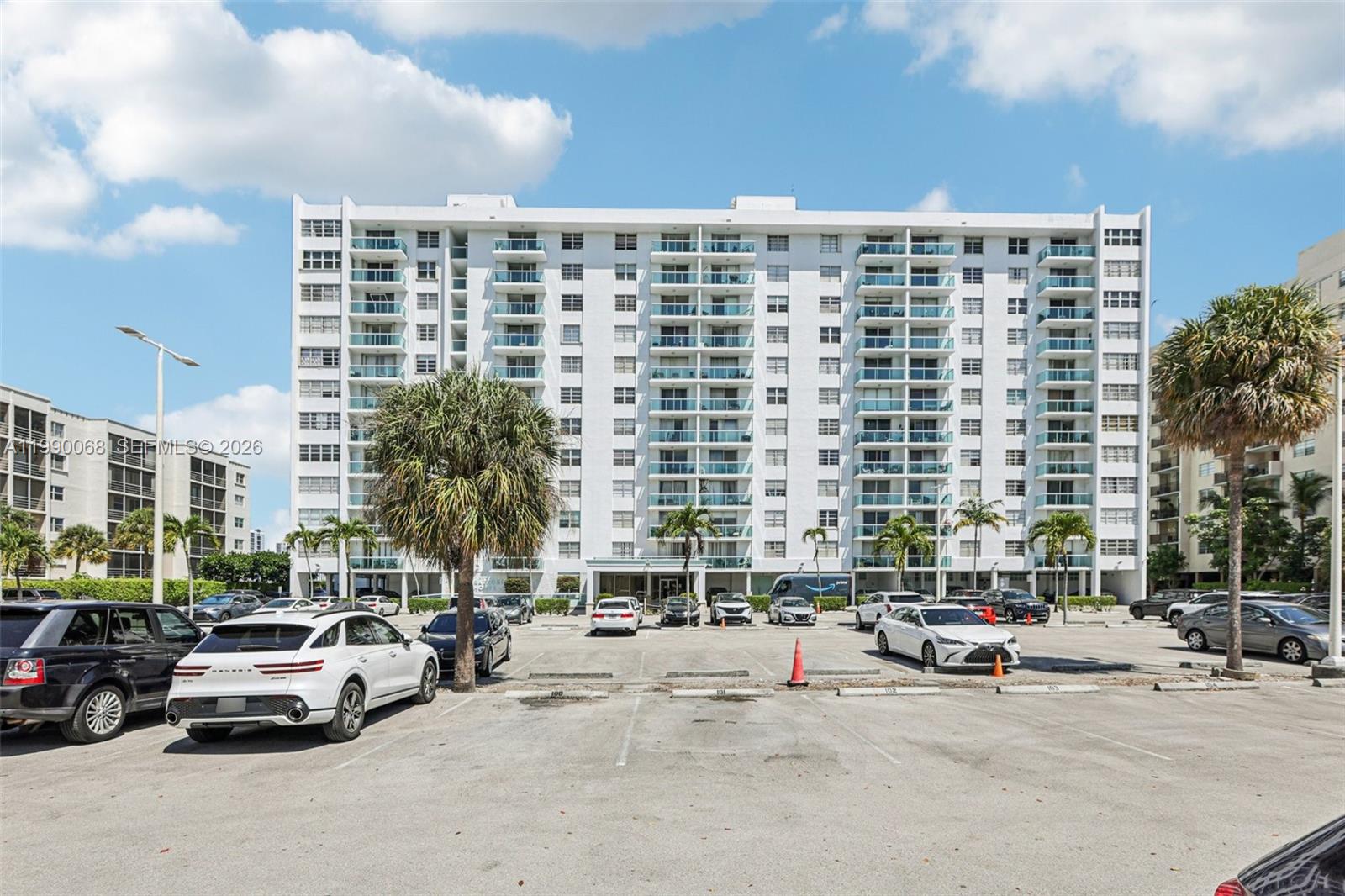 2841 NE 163rd St 605