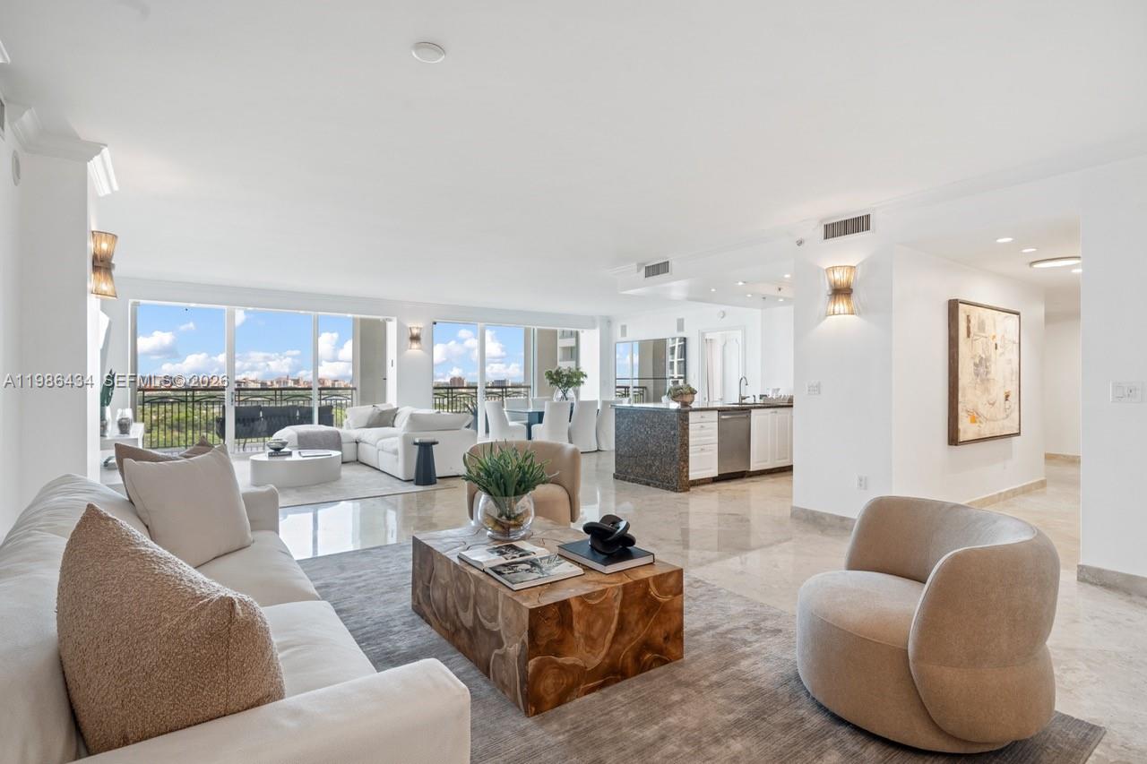 3400 SW 27th Ave 1805