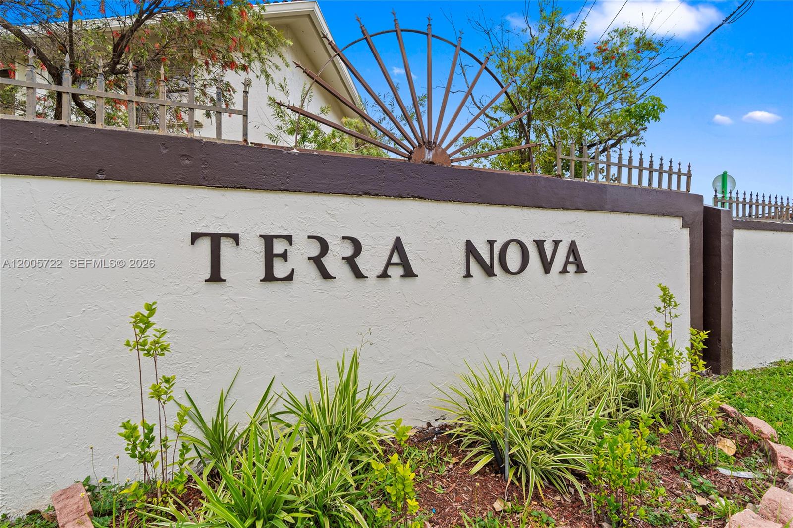 10877 NW 7th St 21-35