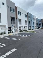 2505 NE 193rd St 4112