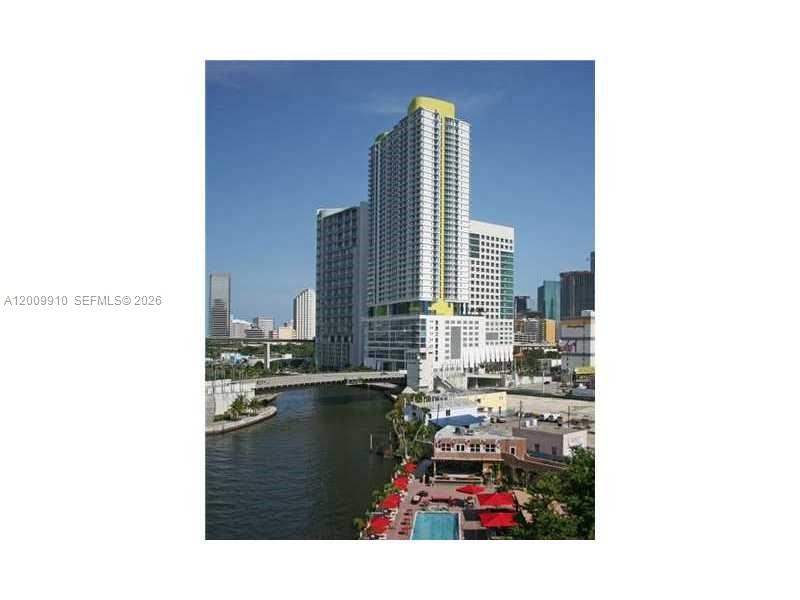 185 SW 7th St 2509