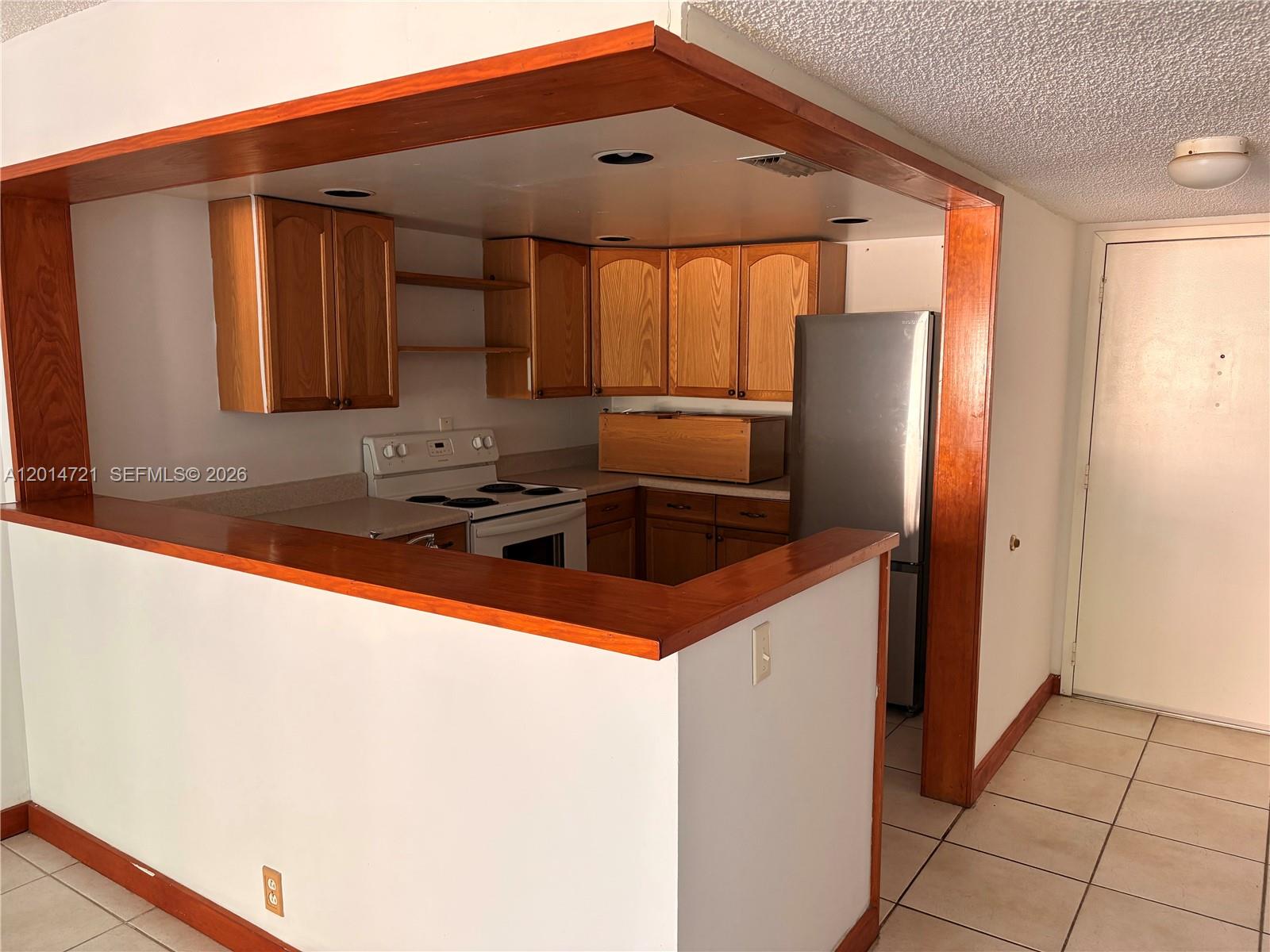 20860 San Simeon Way 303-6