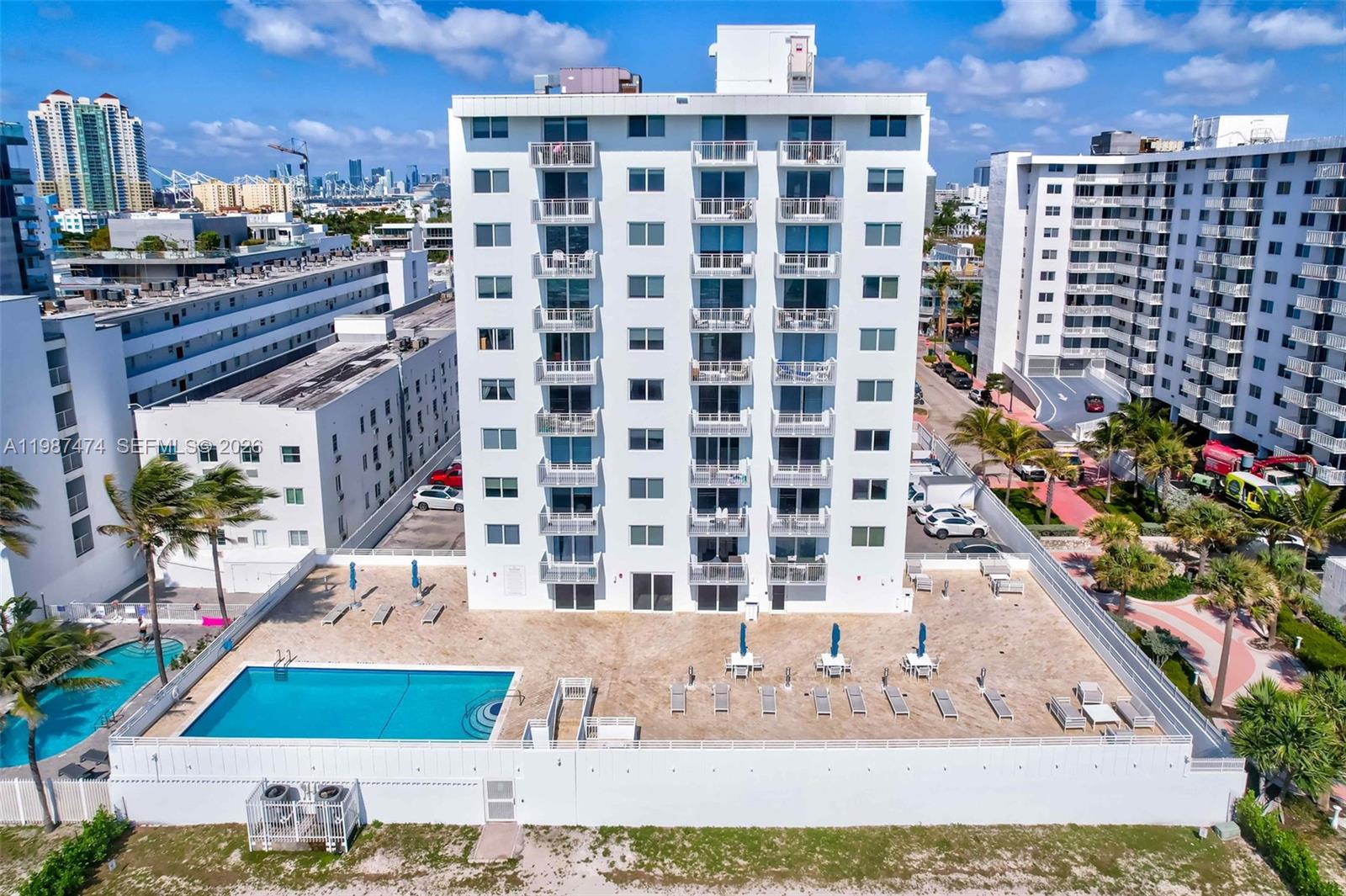 345 Ocean Dr 607